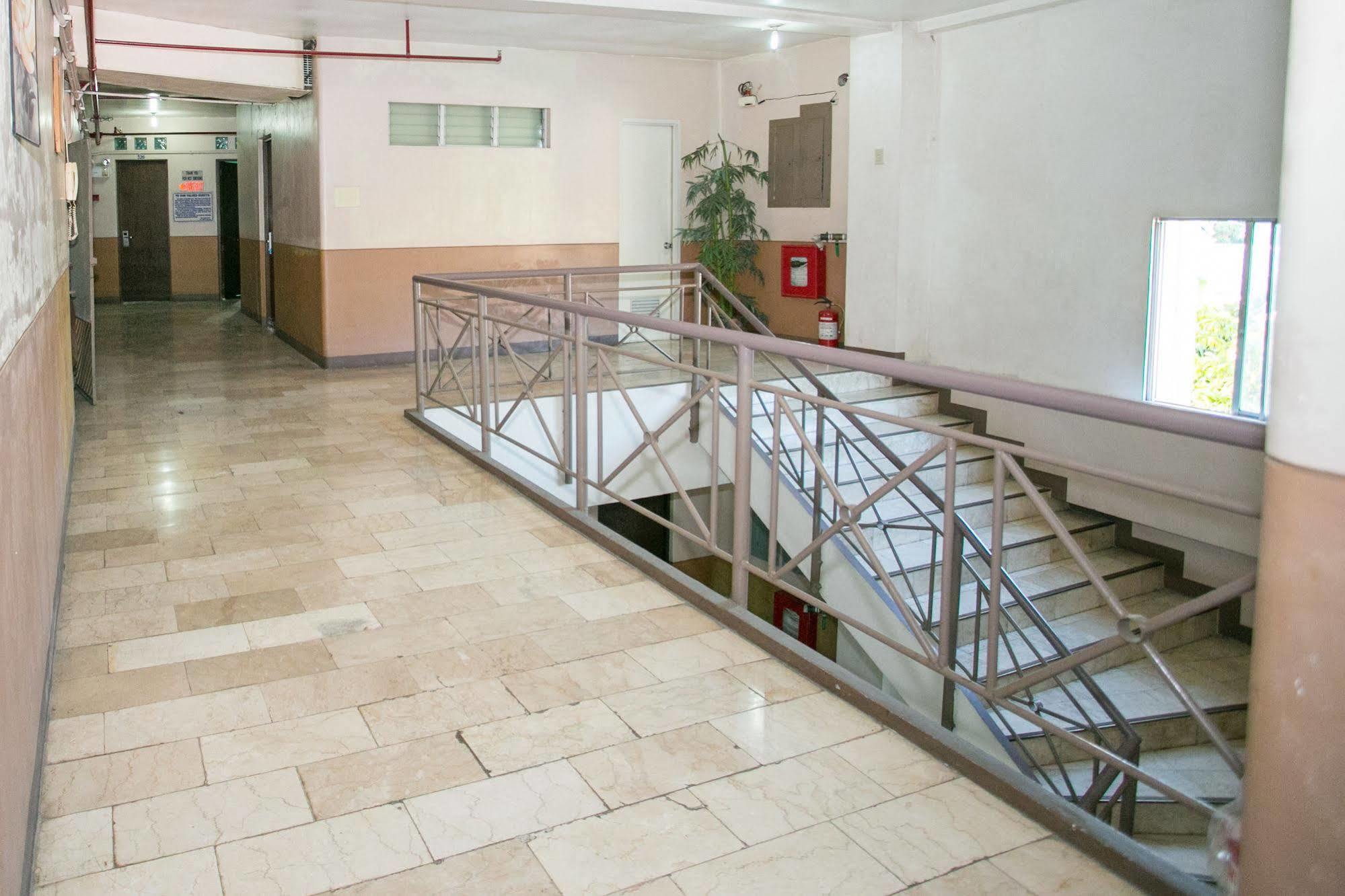 Gv Hotel - Dipolog Zewnętrze zdjęcie